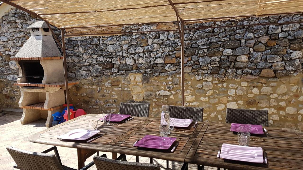 Bienvenue Chez Romane Aigueze Exteriör bild